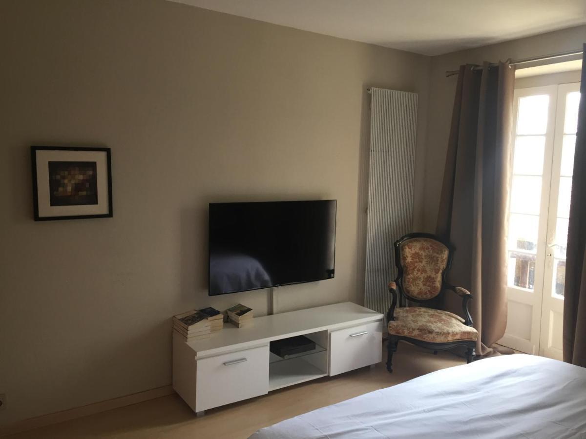 Maison En Perigord A 5 Mn A Pieds Du Centre Sarlat Екстериор снимка